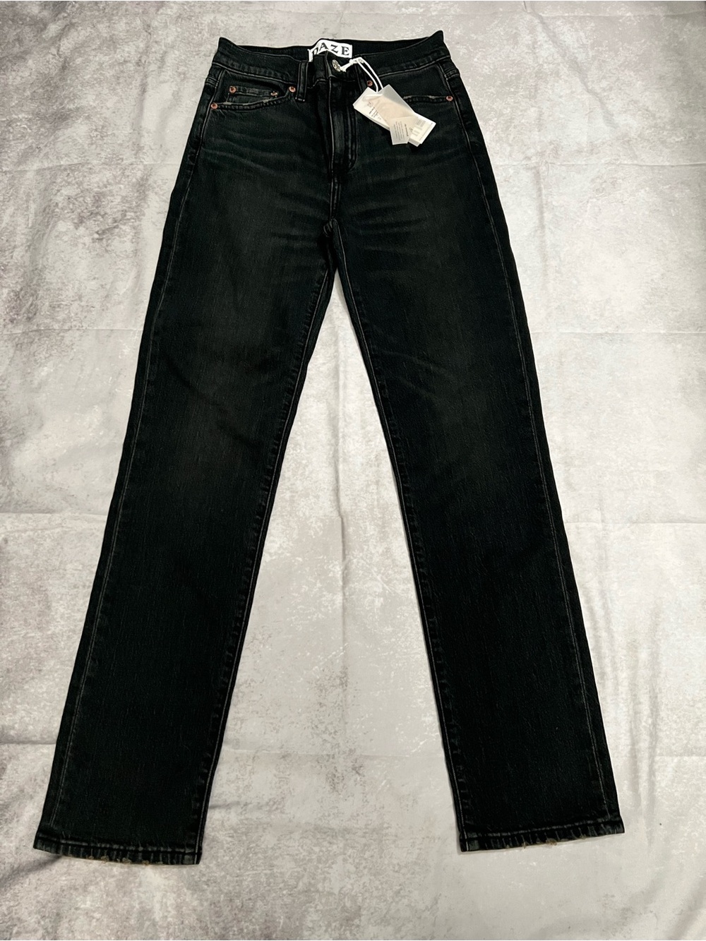 DAZE Smarty Pants Straight Leg Jeans in dark blue grey